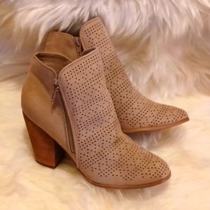 Carlos Santana Ankle Boot Womens 10 Tan